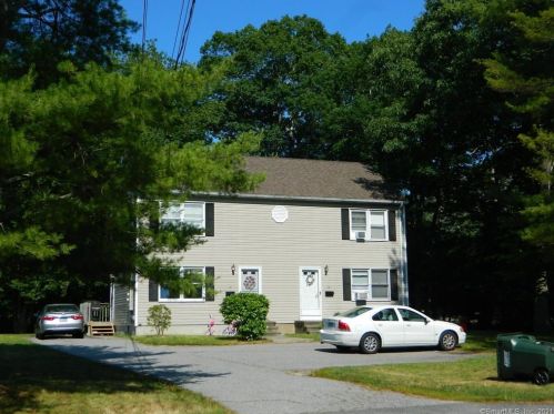 10 Ring Dr, Groton, CT 06340-4366