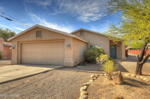 3437 Blacklidge Dr, Tucson, AZ 85716-1712