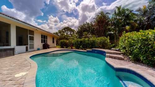 17222 78th Rd, Town Of Loxahatchee Groves FL  33470-5808 exterior