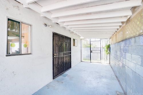 5251 Fostoria St, Bell CA 90201-6231 exterior