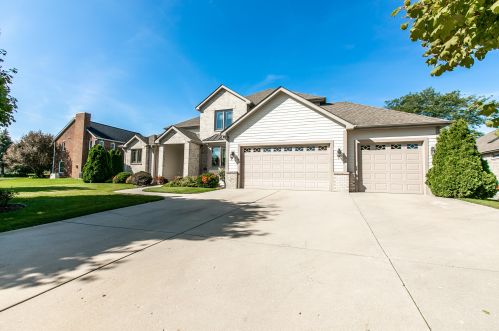 8668 47th Ave, Kenosha, WI 53142-2443