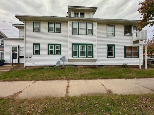 2003 Wood St, La Crosse WI  54603-2043 exterior