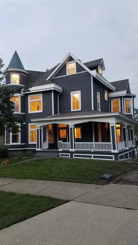 324 Highway Ave, Covington, KY 41016-1629