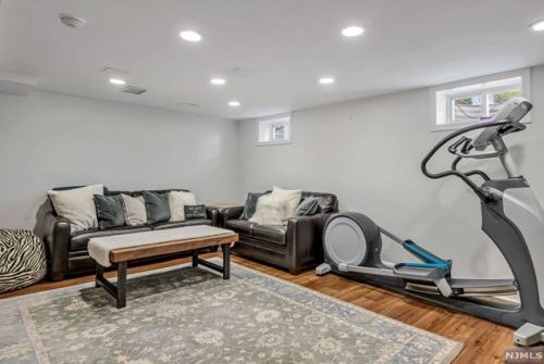 139 Grant St, Ridgewood NJ  07450-4008 exterior