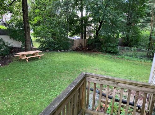 24 Stafford St, Dedham MA 02026-2510 exterior