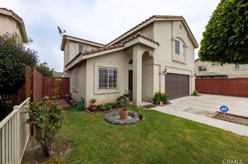 11936 State St, Lynwood, CA 90262-4131