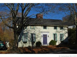 2 Main St, Stonington, CT 06378-1425