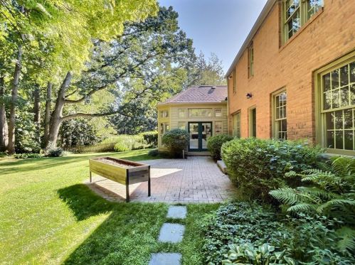 522 Boundary St, Sewickley, PA 15143-1760