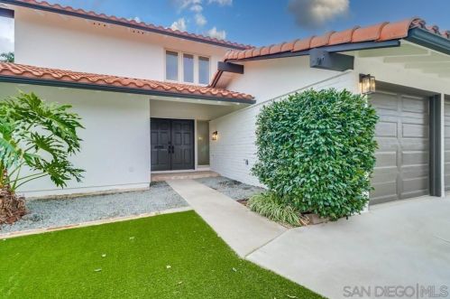 6319 Lake Athabaska Pl, San Diego CA  92119-3526 exterior