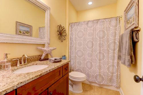 116 Slipper Shell Ct, Mount Pleasant SC  29464-6724 exterior