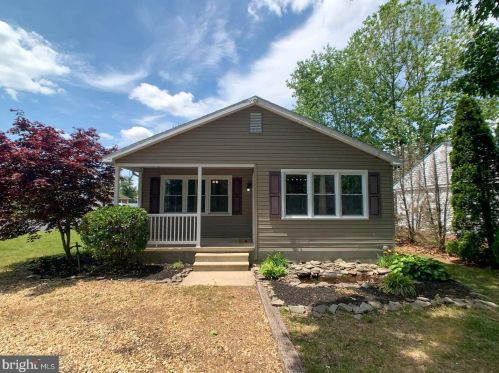 1300 Allen St, Seaford, DE 19973-2053