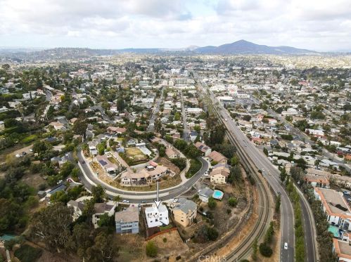 4393 Date Ave, La Mesa CA  91941-6412 exterior