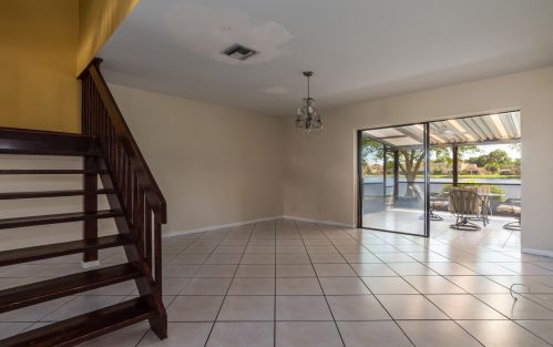 5338 Jog Ln, Delray Beach, FL 33484-6623