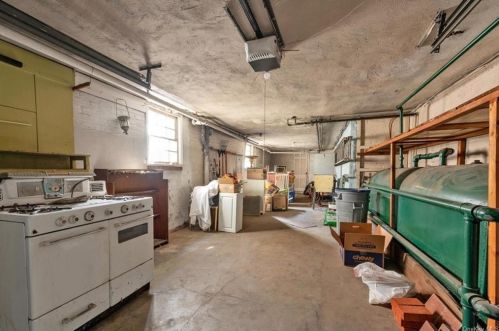 1839 Hering Ave, Bronx NY  10461-1801 exterior