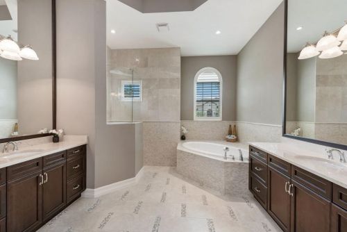 6653 Costa Cir, Naples FL 34113-1703 exterior