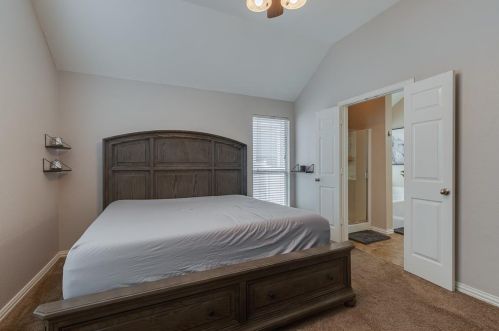 9833 Cedarcrest Dr, Aubrey TX  76227-5413 exterior