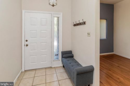 8036 Jenkintown Rd, Cheltenham, PA 19012-1224
