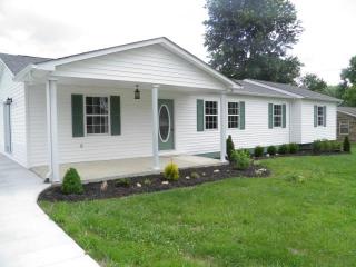 516 Limbo Dr, Hillsboro, TN 37342-3553