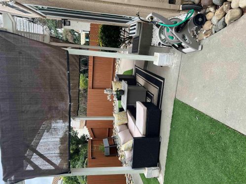 736 Clifton Way, Vacaville CA  95688-8547 exterior