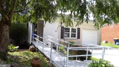 162 Haman Dr, Dover DE  19904-4883 exterior