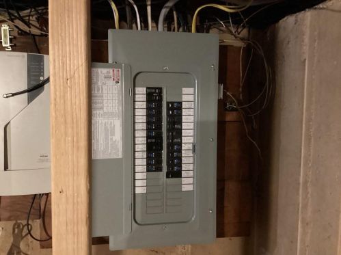 400 England St, Cumberland RI  02864-7211 exterior