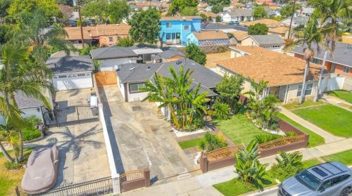 10891 Hulme Ave, Lynwood CA  90262-2231 exterior