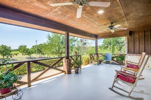 6943 Indian Hills Rd, Aubrey, TX 76227-3463