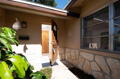 6723 14th Ave, Saint Petersburg, FL 33710-5405