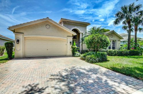 7107 Francisco Bend Dr, Delray Beach, FL 33446-5611