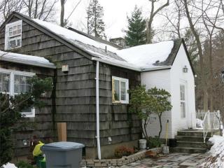 294 Spook Rock Rd, Airmont, NY 10901-4313