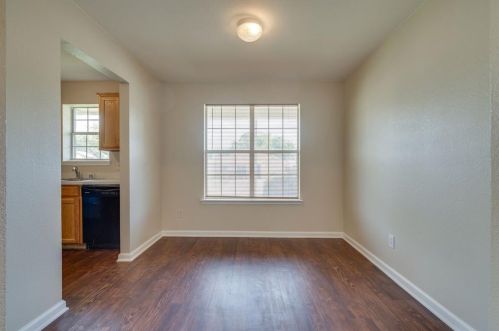1413 Paco Trl, Denton TX  76209-4648 exterior