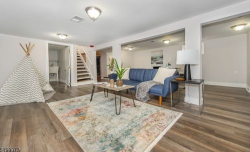 756 Drake Ave, Roselle NJ  07203-2218 exterior