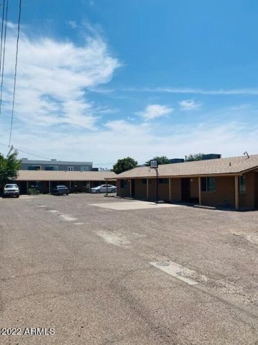 5225 17 Ave, Phoenix AZ 85086-9602 exterior