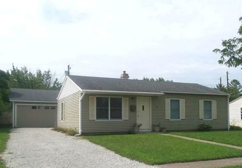814 Virgil Dr, Gas City, IN 46933-1552