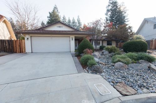 1595 Everglade Ave, Fresno, CA 93720-1930