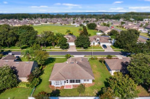 4641 Marsh Harbor Dr, Tavares FL  32778-4764 exterior