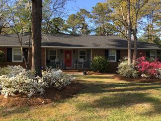 3324 Quarry Dr, Fayetteville, NC 28303-4621