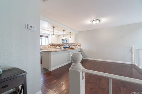 5459 Centralia St, Long Beach CA  90808-1456 exterior