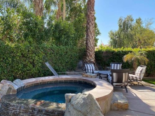 44700 Calle Placido, La Quinta CA  92253-5943 exterior