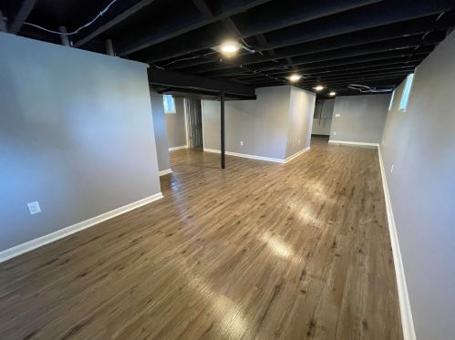 3747 Ahmedi Ave, Milwaukee WI  53235-4151 exterior