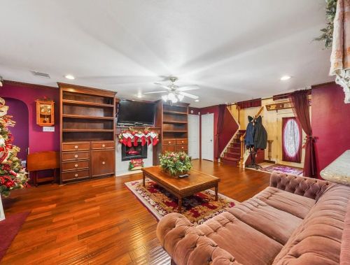 416 Spencer Lndg Ln, Morgans Point TX  77571-9147 exterior