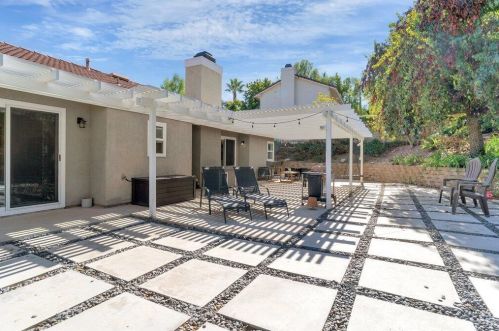 41739 Asteroid Way, Temecula CA  92592-3222 exterior