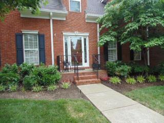 38 Wyndermere, Hendersonville, TN 37075-2958