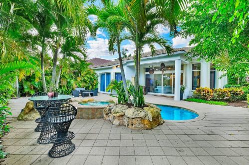10254 Sand Cay Ln, West Palm Beach FL  33412-3009 exterior