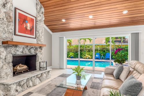2602 Pepperwood Cir, West Palm Beach FL  33410-5249 exterior