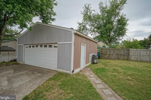 522 Princeton Ave, West Deptford NJ  08063-1540 exterior