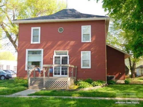 201 Hager St, Grand Junction, IA 50107-9509