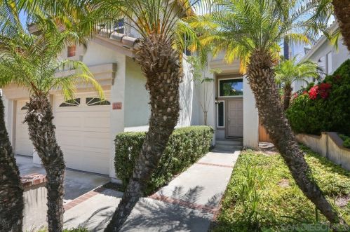 4325 Corte De La Fonda, San Diego CA  92130-2126 exterior