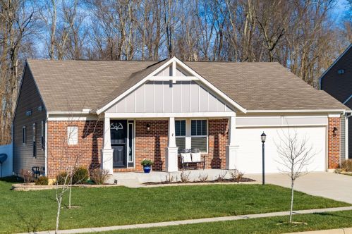 312 Isaac Tharp St, Pataskala OH 43062 exterior