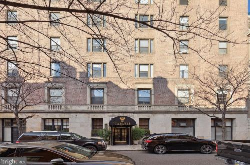 2031 Locust St, Philadelphia PA  19103-5613 exterior